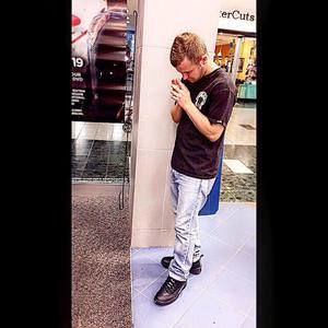 Meet your Posher, Cody